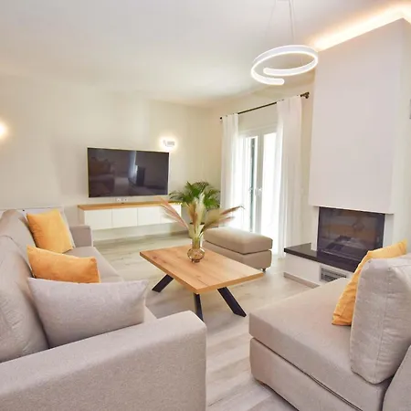 Caesar * Ágios Ioánnis