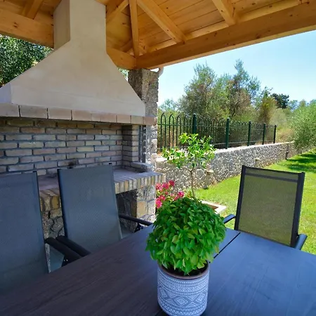 Caesar * Ágios Ioánnis