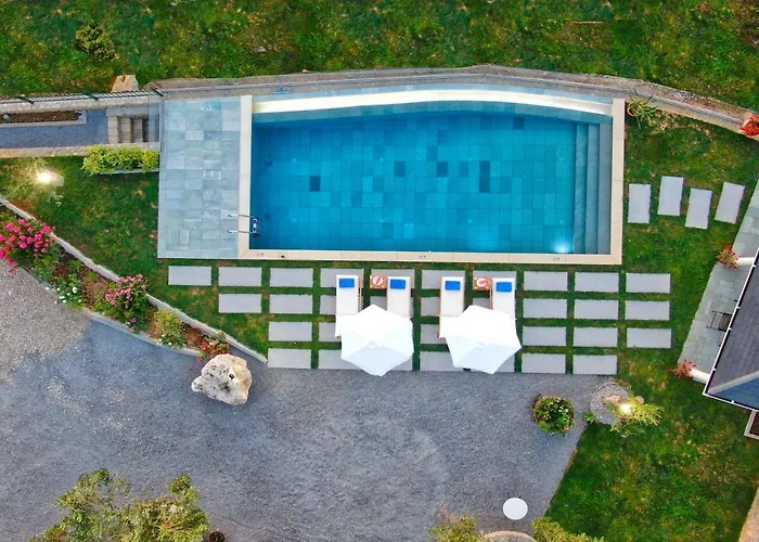 Caesar Villa